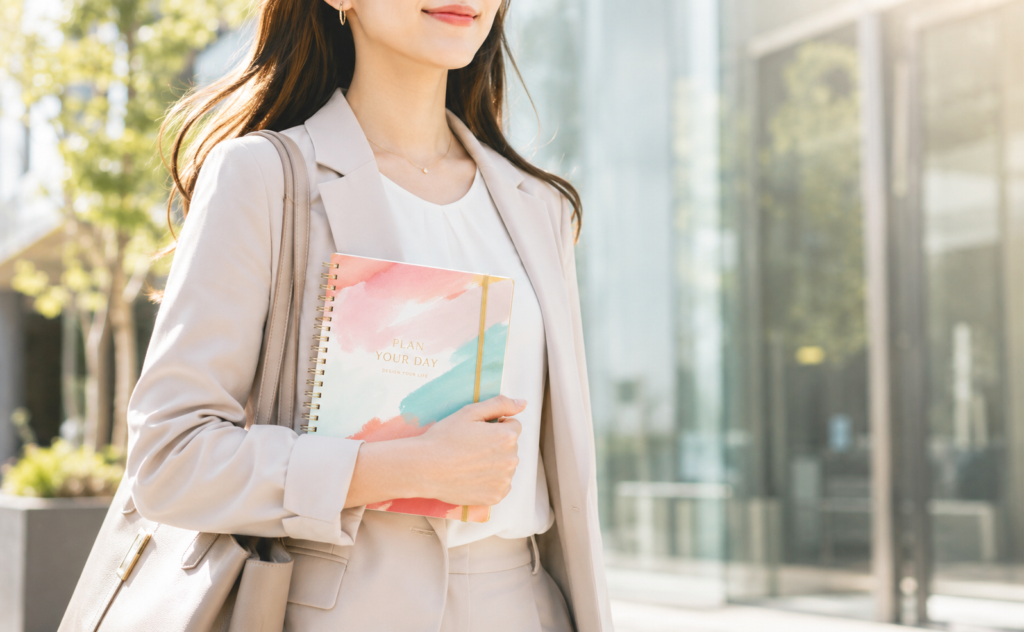楽天・Yahoo・Amazon運用代行で新作登録を高速化。年間1,000点超のSKUを4モールへ同時展開した文具・手帳EC事業者様の事例